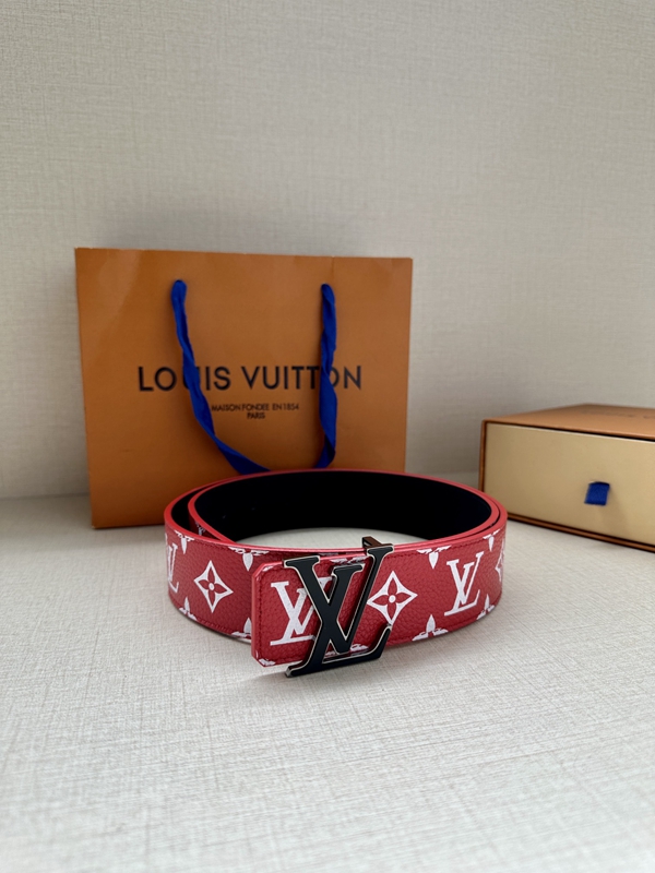 激安ルイヴィトンベルト着用イメージ